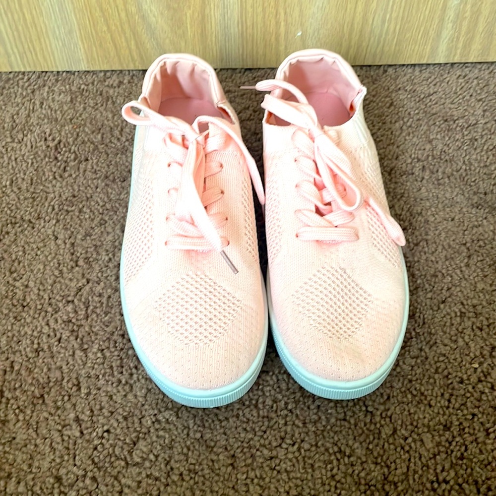 Andrea pink sneakers